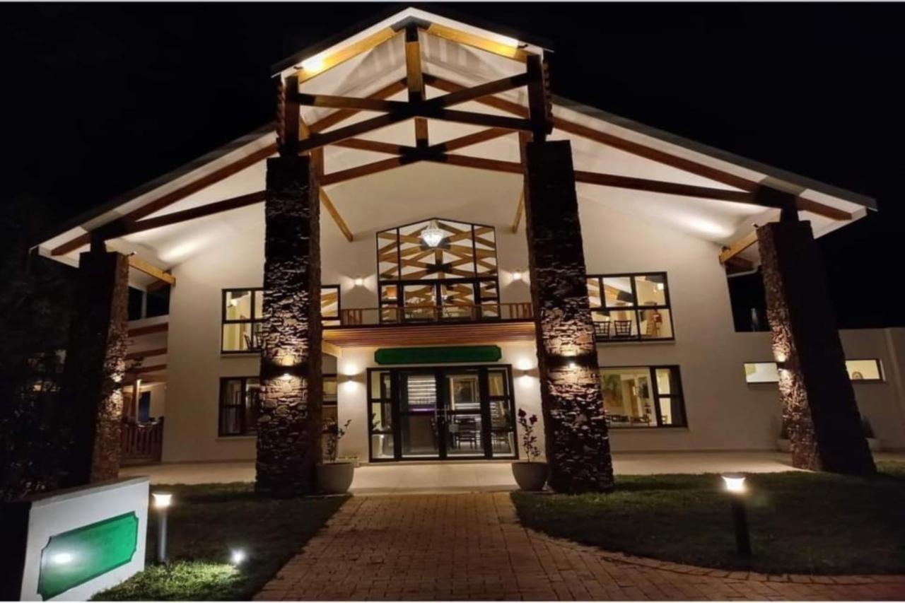 Champagne Valley Gooderson Monks Cowl Golf Resort מראה חיצוני תמונה