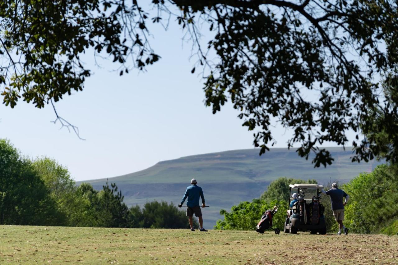 Champagne Valley Gooderson Monks Cowl Golf Resort מראה חיצוני תמונה