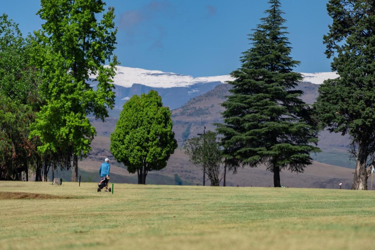 Champagne Valley Gooderson Monks Cowl Golf Resort מראה חיצוני תמונה