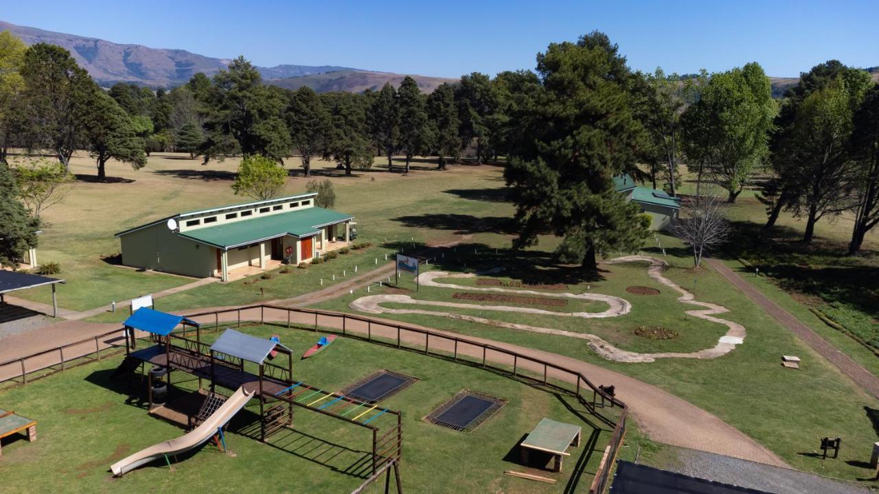 Champagne Valley Gooderson Monks Cowl Golf Resort מראה חיצוני תמונה