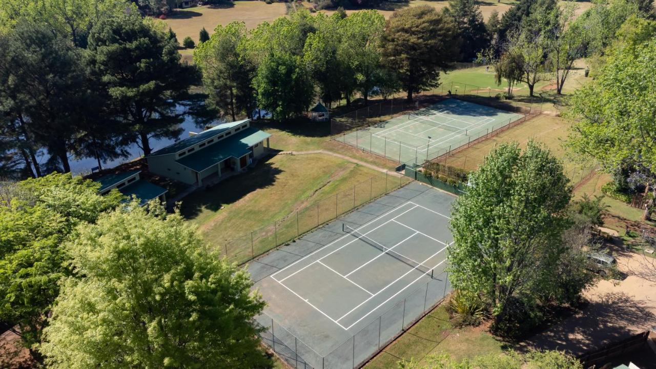 Champagne Valley Gooderson Monks Cowl Golf Resort מראה חיצוני תמונה